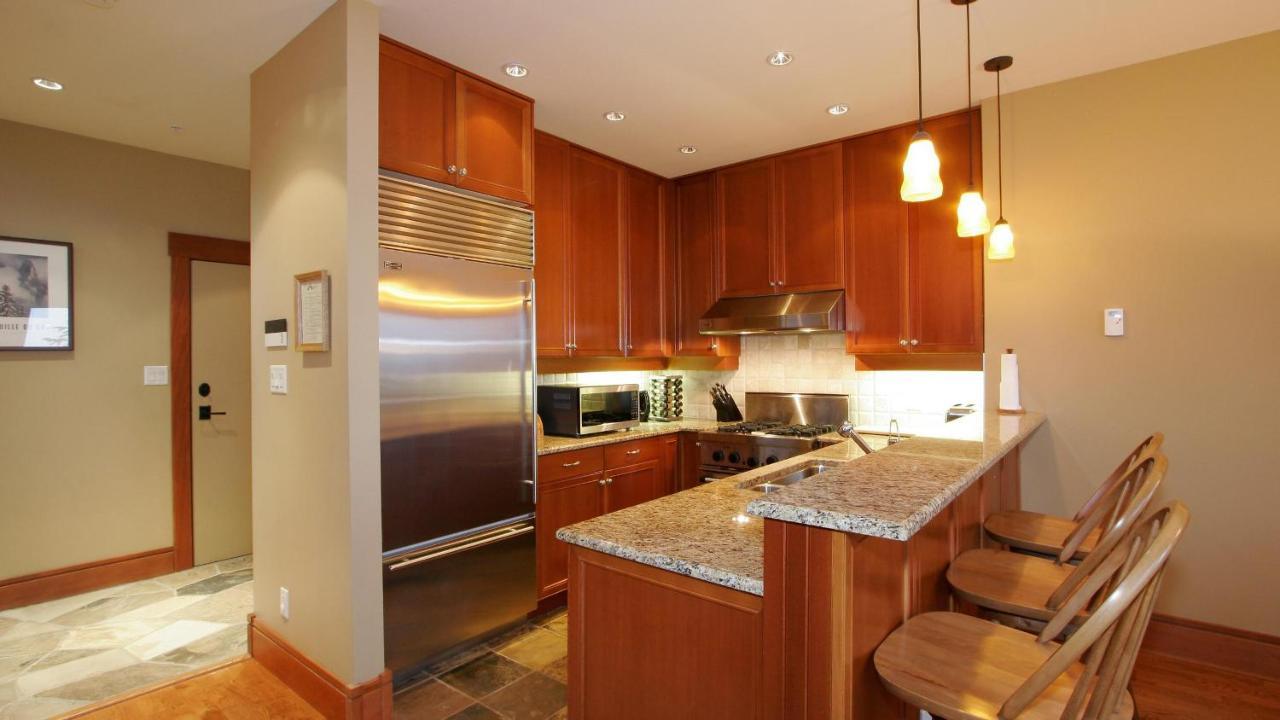 Taluswood The Heights 18 | Mountainside Townhome W/ Ski Access, Hot Tub, Tranquil Views Whistler Dış mekan fotoğraf