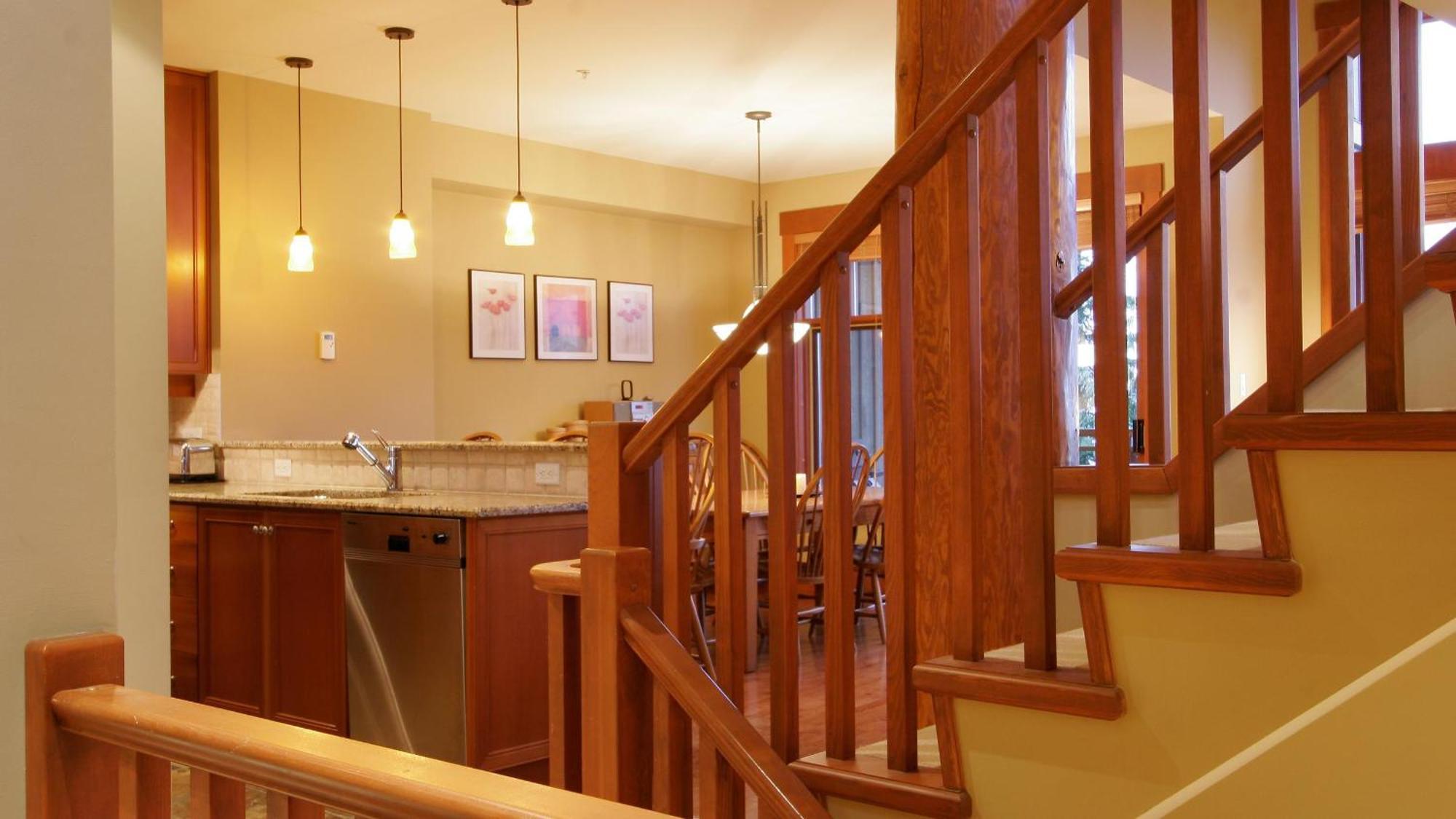 Taluswood The Heights 18 | Mountainside Townhome W/ Ski Access, Hot Tub, Tranquil Views Whistler Dış mekan fotoğraf